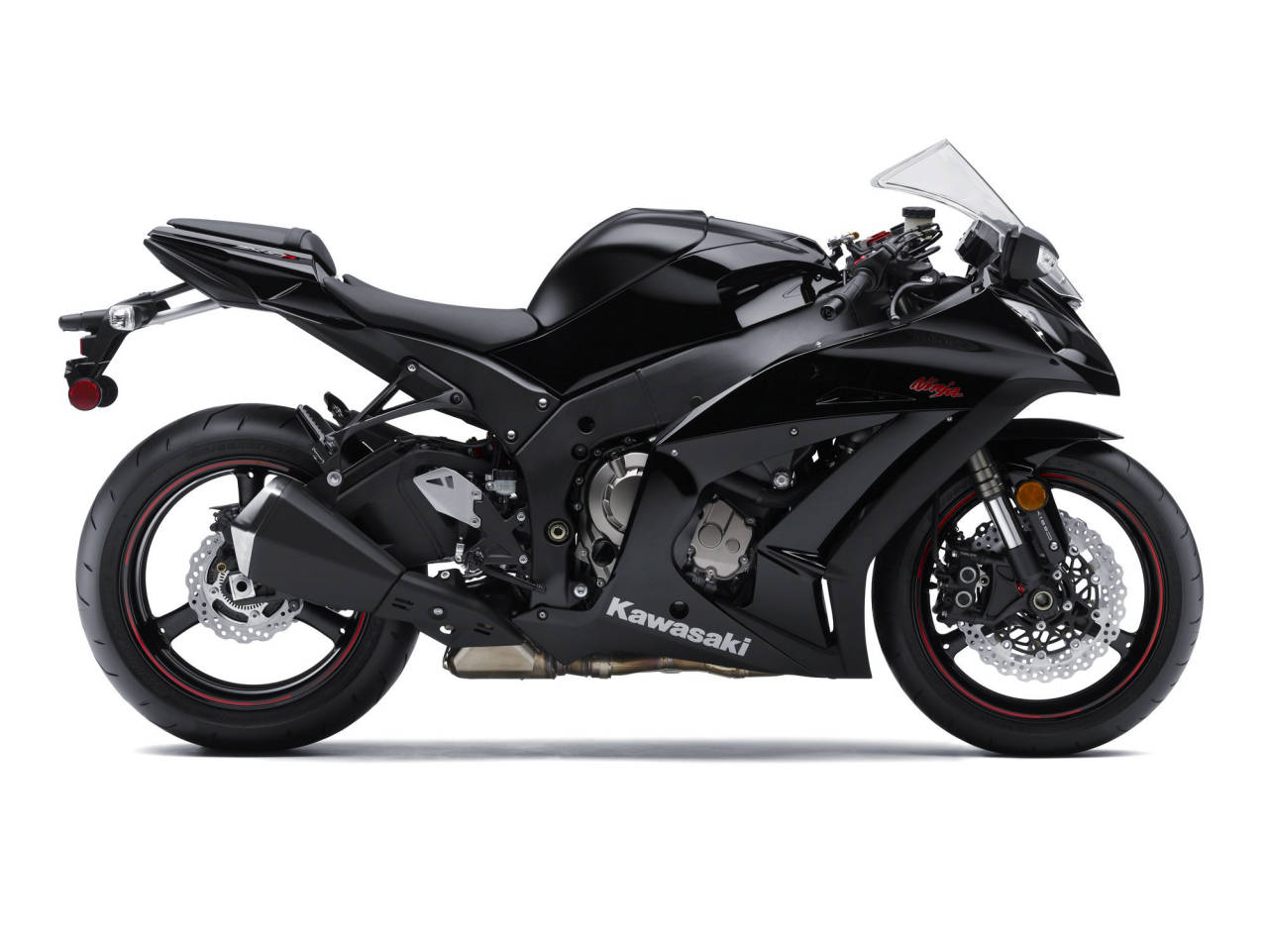 2011 Kawasaki ZX-10R: More power + less weight = more speed